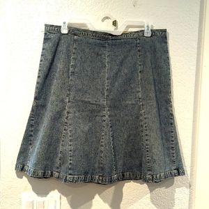 Cabela's denim tulip skirt